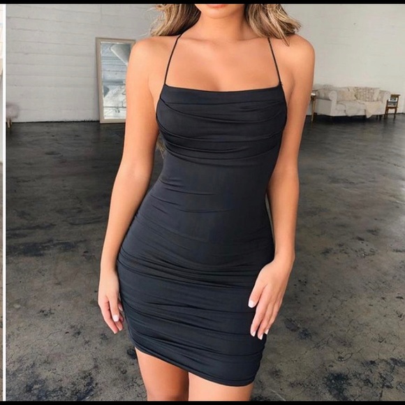Tiger Mist Dresses & Skirts - NWT Tiger Mist black bodycon “Reese” dress